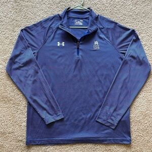 Men’s under armor light weight quarter zip.